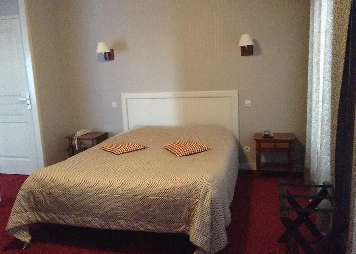 Du Terroir Hotel Le Val-Saint-Père